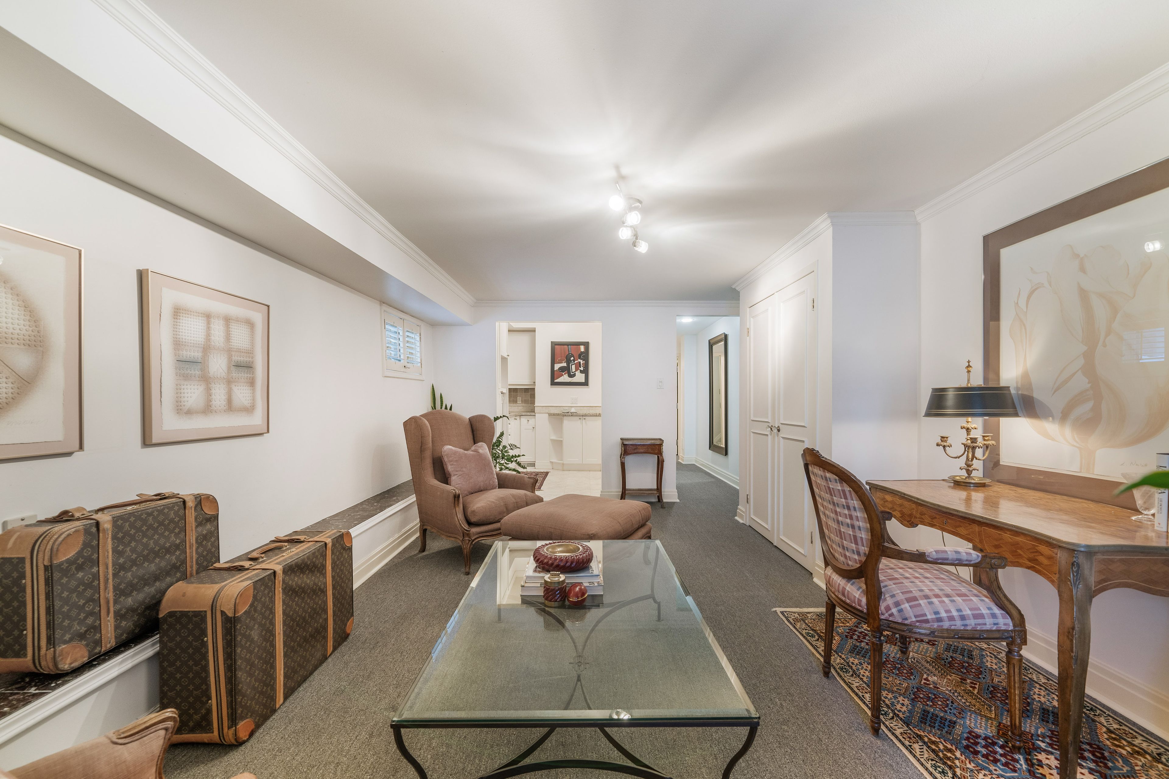 46 Clarendon Avenue