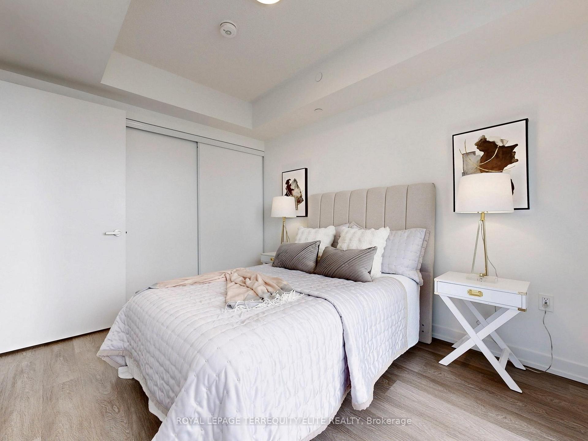 1 Bedroom Condo at 55 Cooper, Toronto For sale