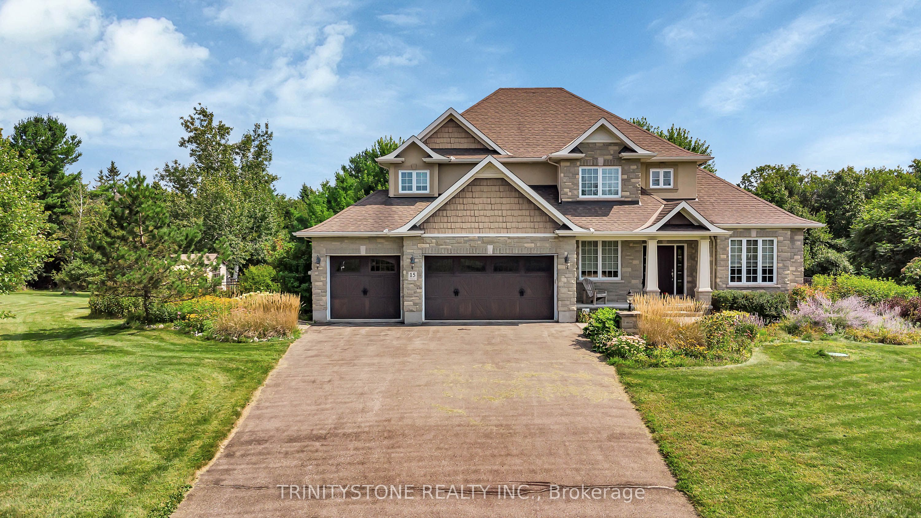 15 Canadian Drive, StittsvilleMunsterRichmond, ON K0A 1B0