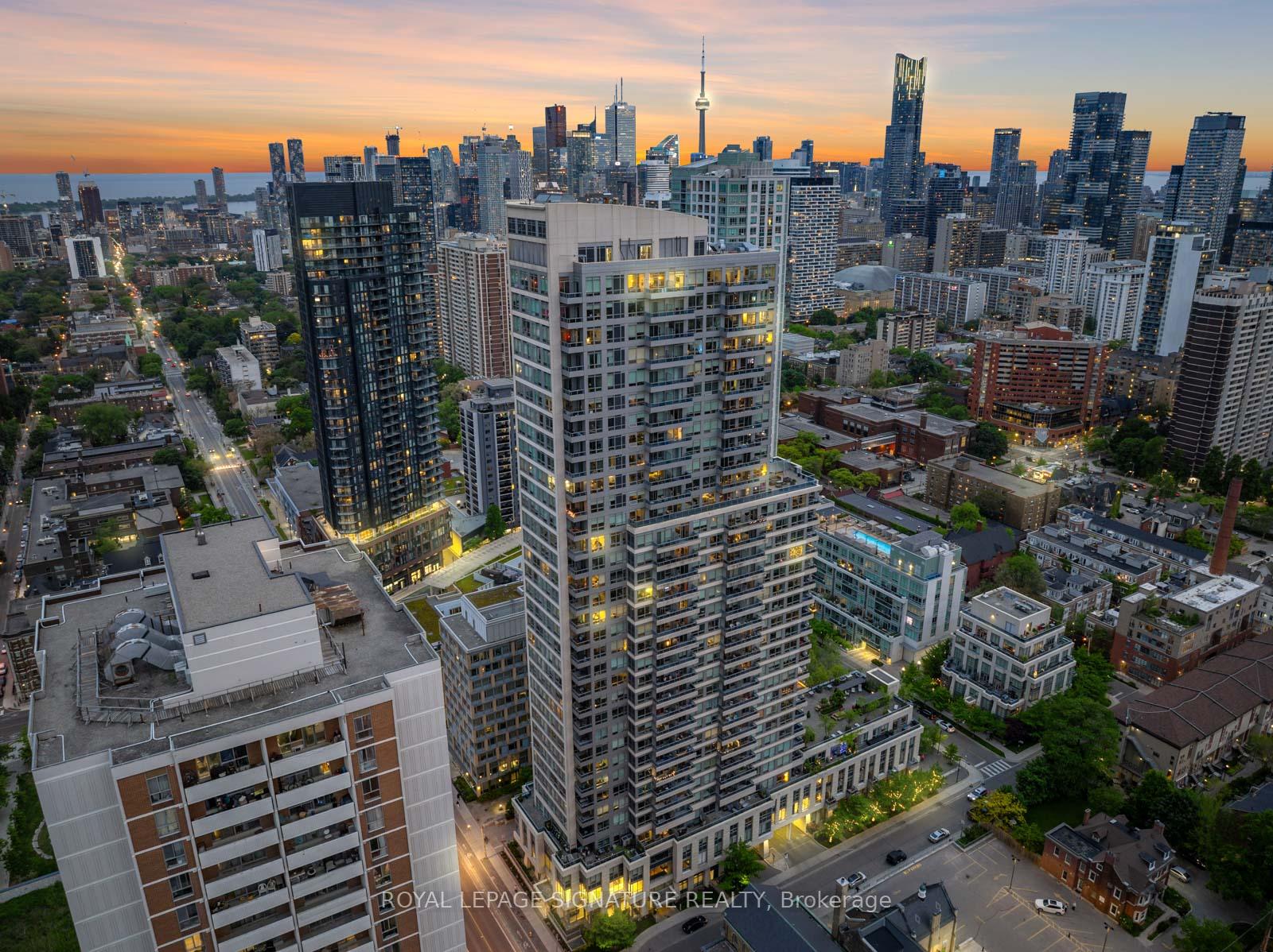 3 Bedrooms Condo at 500 Sherbourne, Toronto For sale