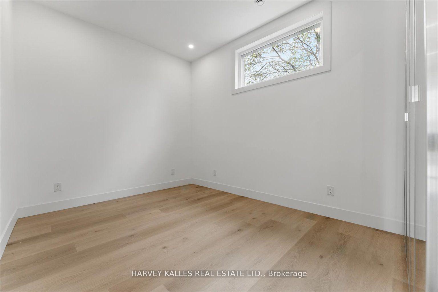 1064 Dufferin Street Rear Garden Suite