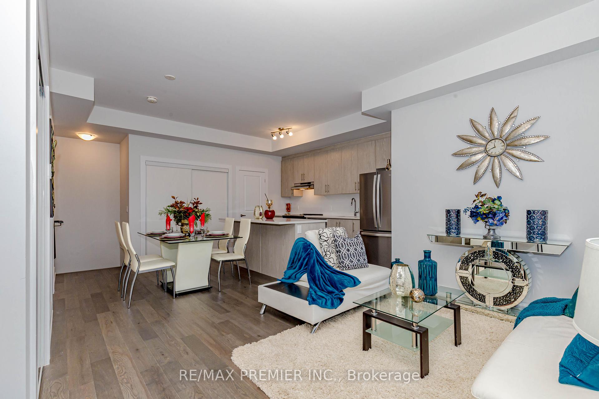 3 Bedrooms Condo at 9560 ISLINGTON,  Vaughan For sale