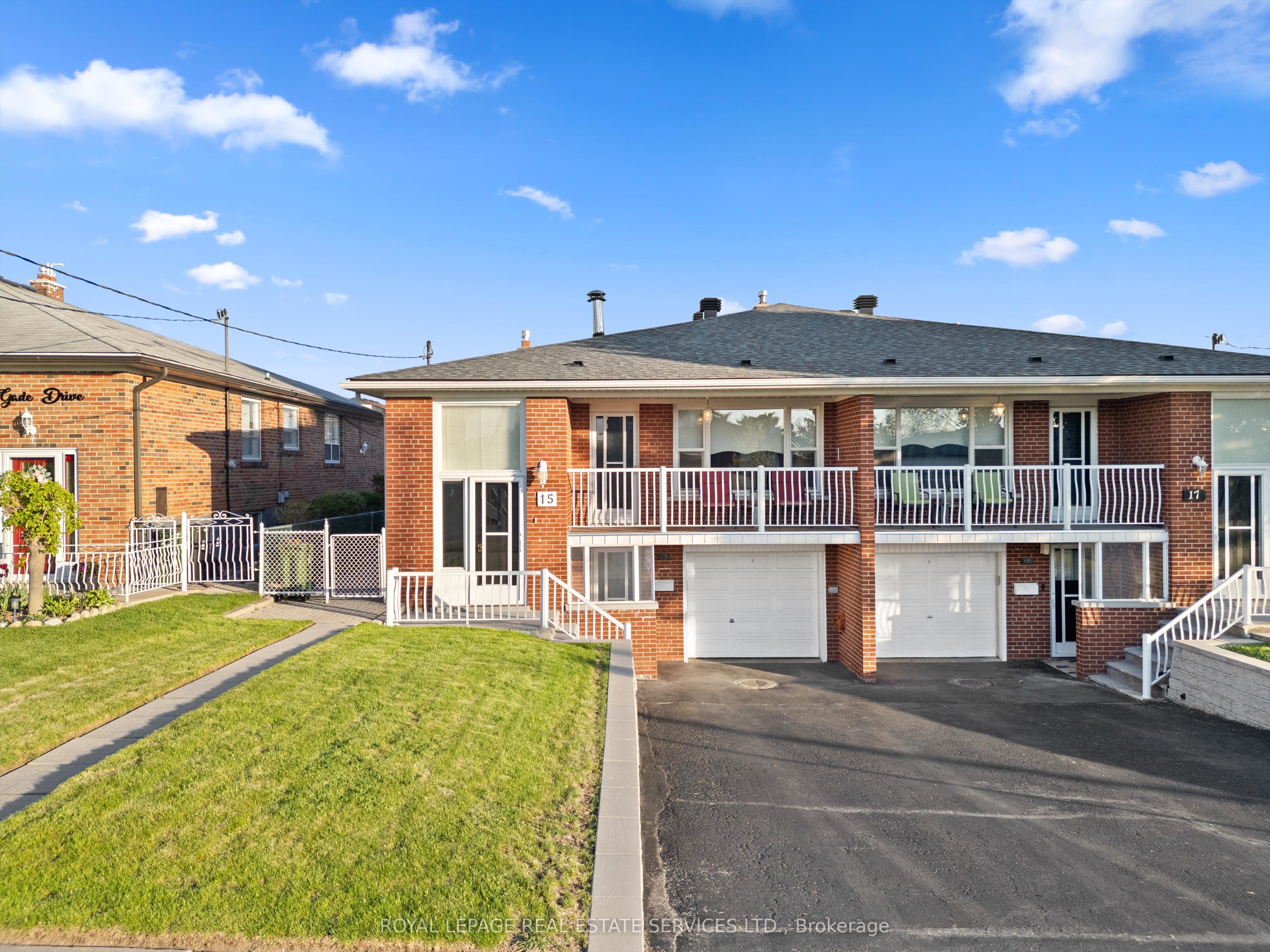 15 Gade Drive, Toronto, ON M3M 2K2