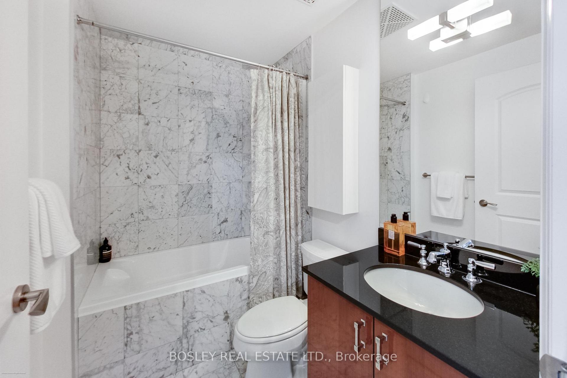2 Bedrooms Condo at 1 Bedford, Toronto For sale