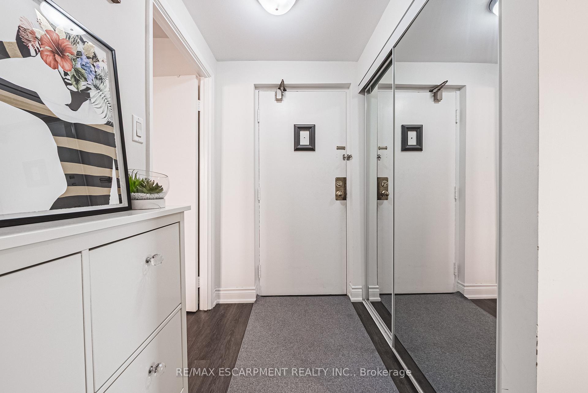 1 Bedroom Condo at 836 Concession, Hamilton For sale