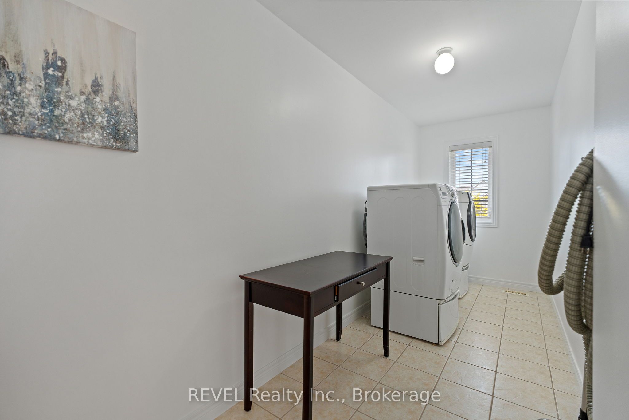 42 Vinifera Drive