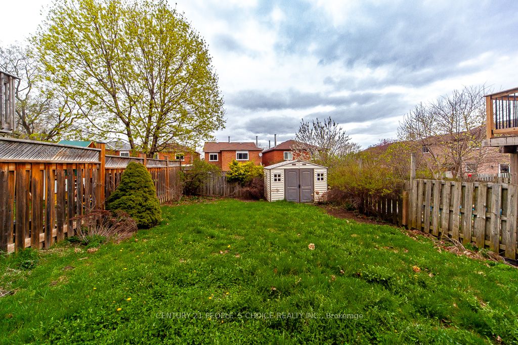 35 Fernbank Place