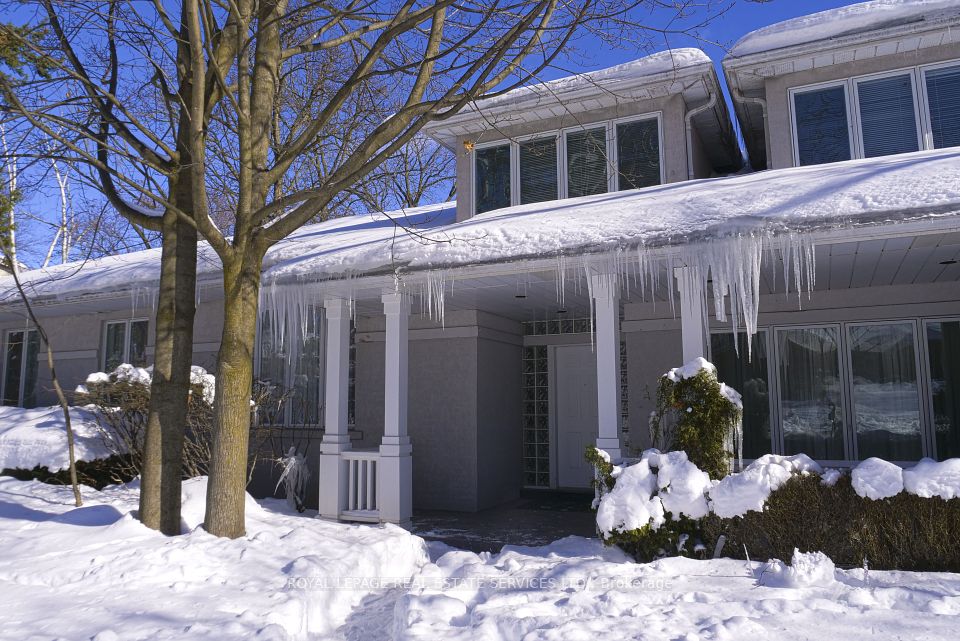 157 Trelawn