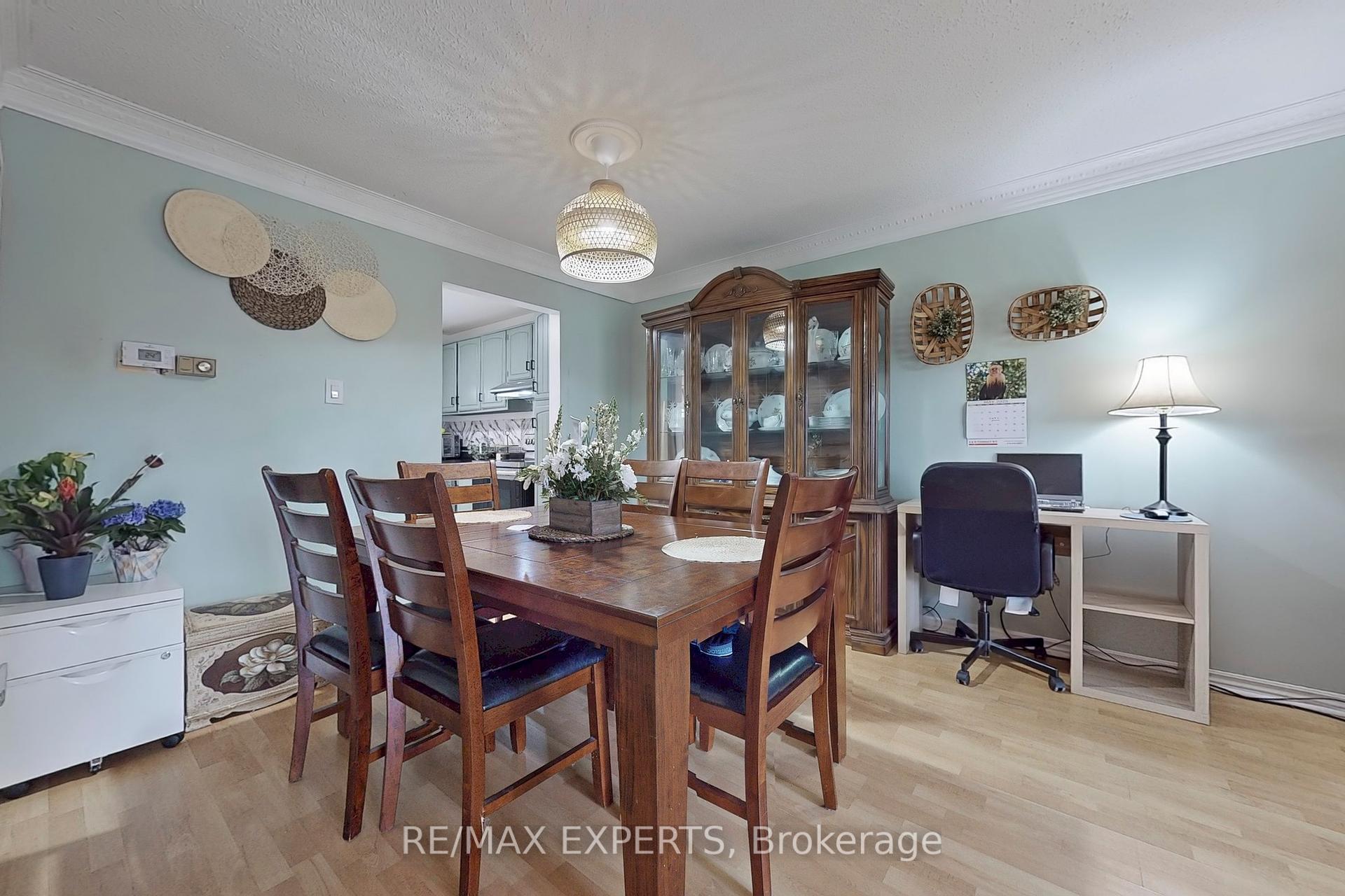 4 Bedrooms Condo at 270 Timberbank, Toronto For sale