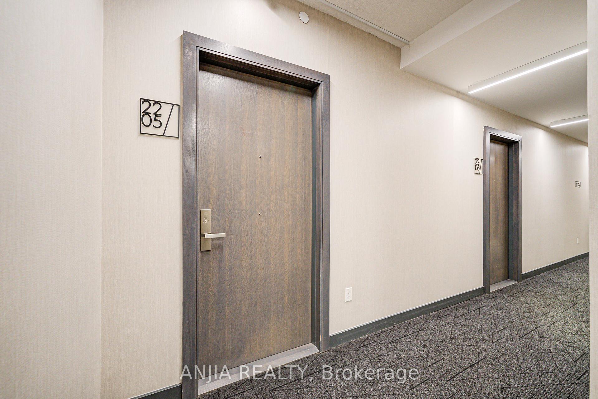 2 Bedrooms Condo at 50 Forest Manor, Toronto For sale