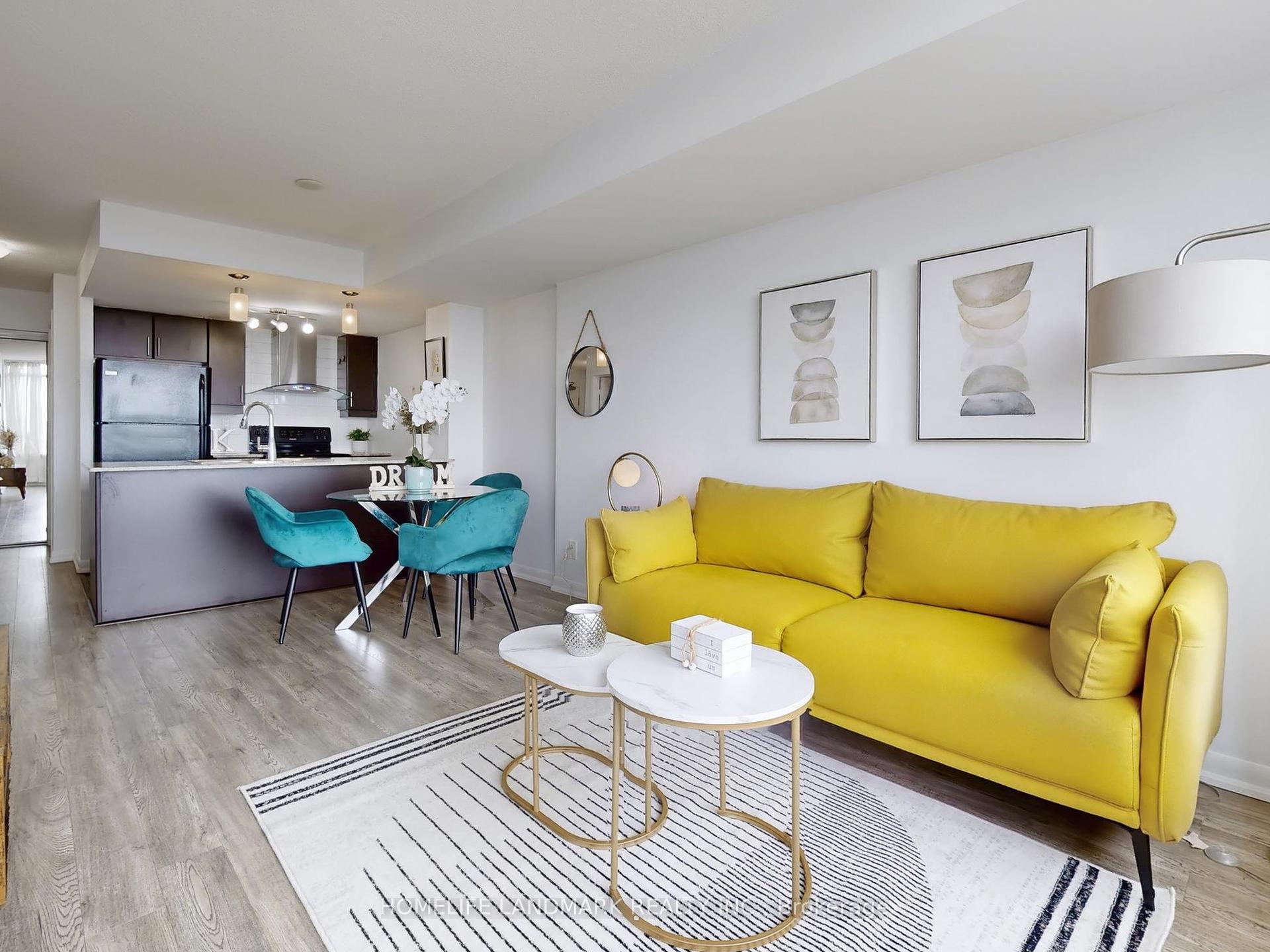 2 Bedrooms Condo at 190 Borough, Toronto For sale