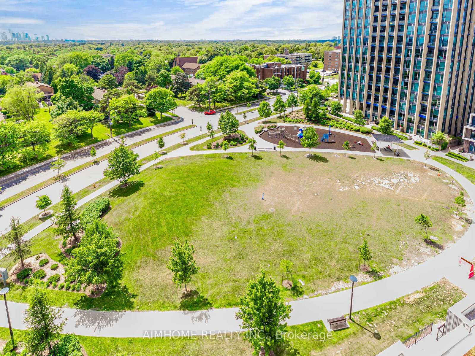 2 Bedrooms Condo at 20 O’Neil, Toronto For sale