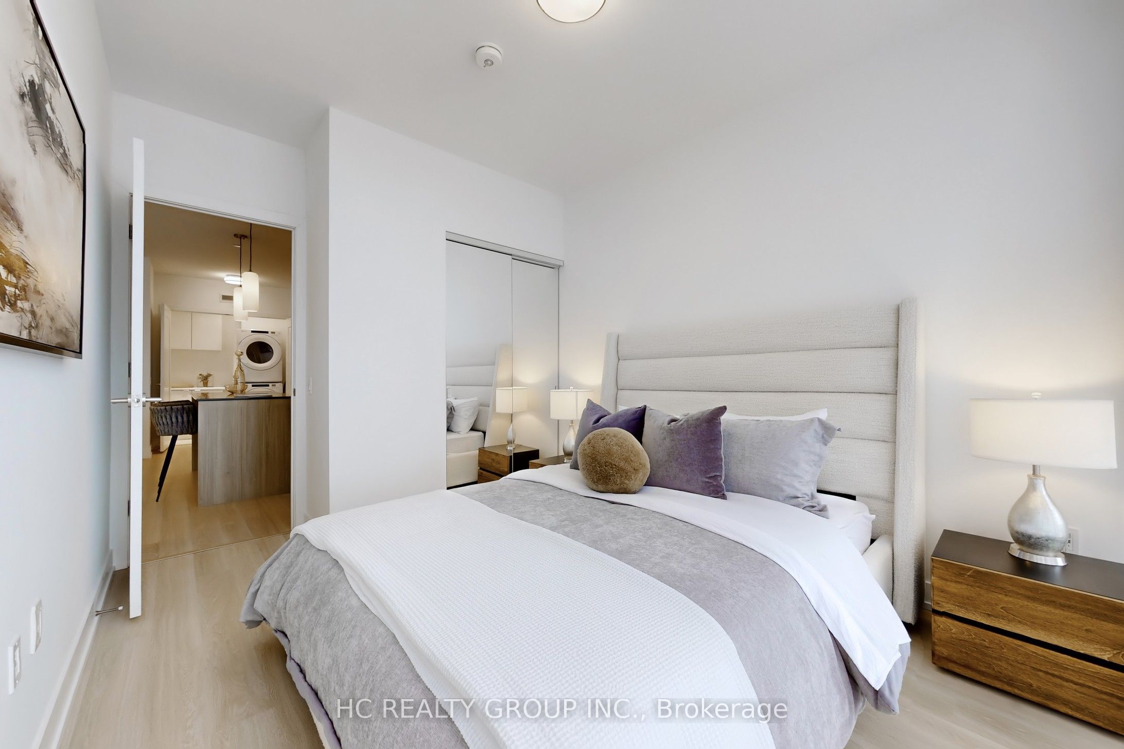 30 Inn On The Park Drive, #222
