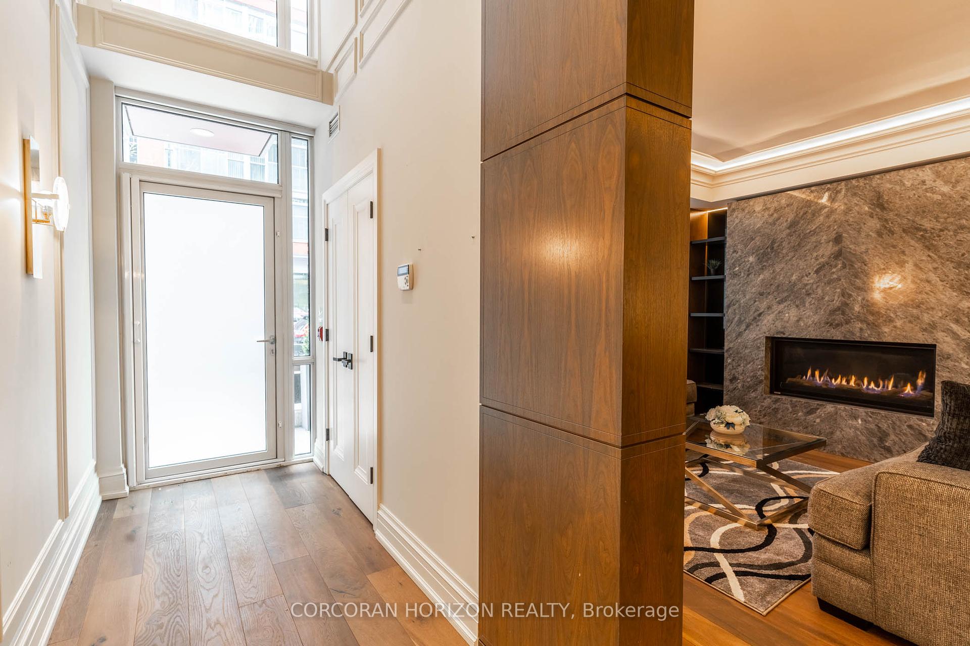 4 Bedrooms Condo at 30 Nelson, Toronto For sale