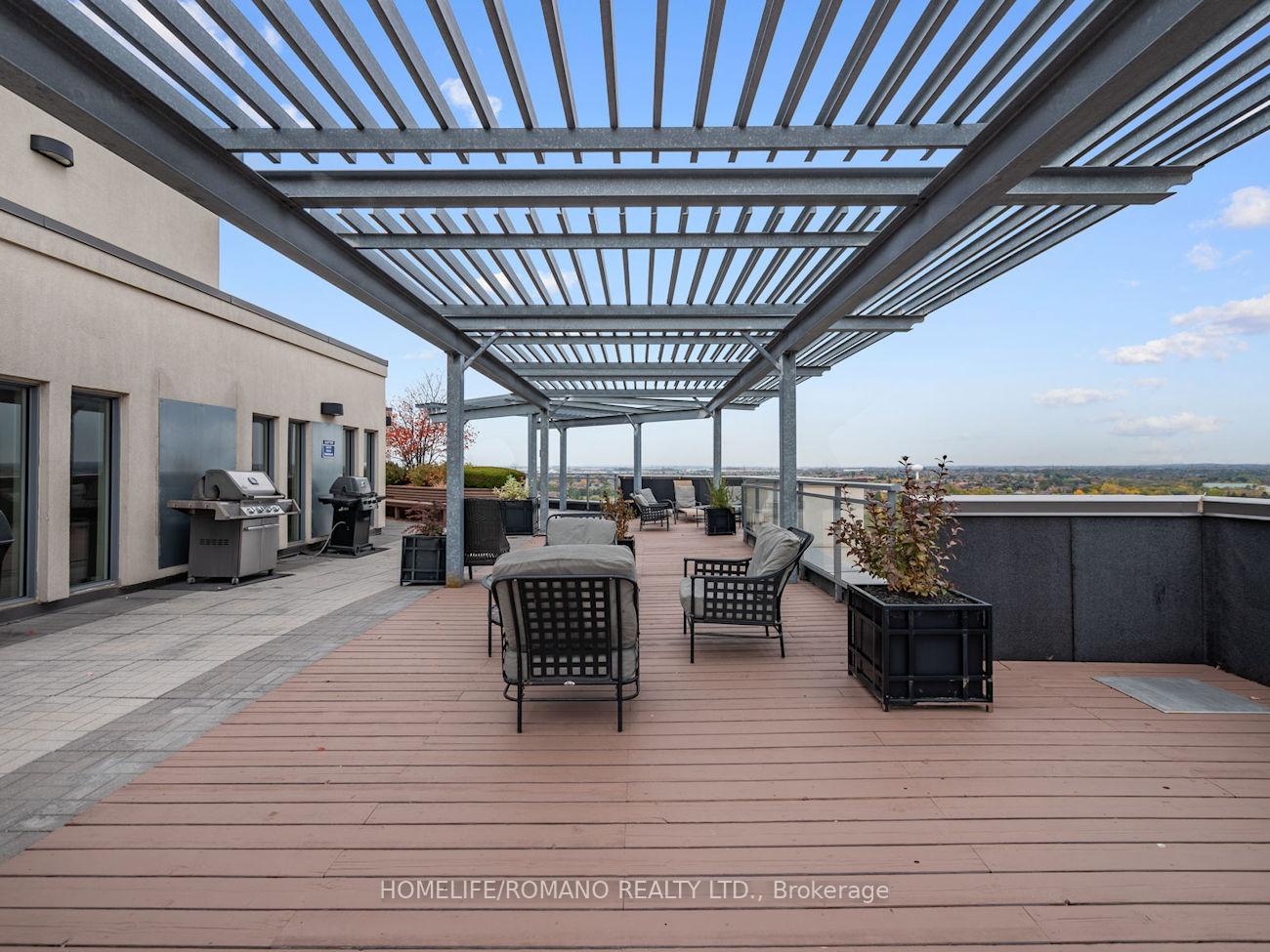 2 Bedrooms Condo at 7730 Kipling, Vaughan For sale