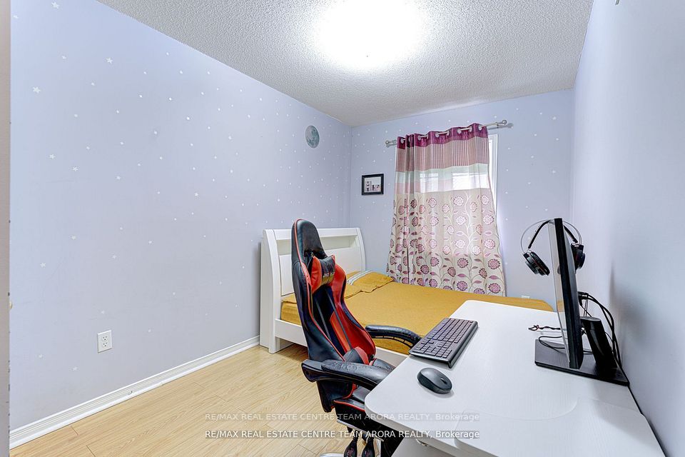 https://trreb-image.ampre.ca/IOIRehJI0naOh0U2d7QTk3B0DAO-6SFf3MlVuKvN2q4/rs:fit:960:960/wm:.5:so:0:50:.4/wmsh:10/wmt:PHNwYW4gZm9yZWdyb3VuZD0nd2hpdGUnIGZvbnQ9JzY4Jz5SRS9NQVggUkVBTCBFU1RBVEUgQ0VOVFJFIFRFQU0gQVJPUkEgUkVBTFRZLCBCcm9rZXJhZ2U8L3NwYW4-/L3RycmViL2xpc3RpbmdzLzQxLzA5LzE0LzY2L3AvY2E1ZTUzYWItZDEyNy00YjMzLWI1MjQtNzMyZjEzNGExYTdmLmpwZw.jpg