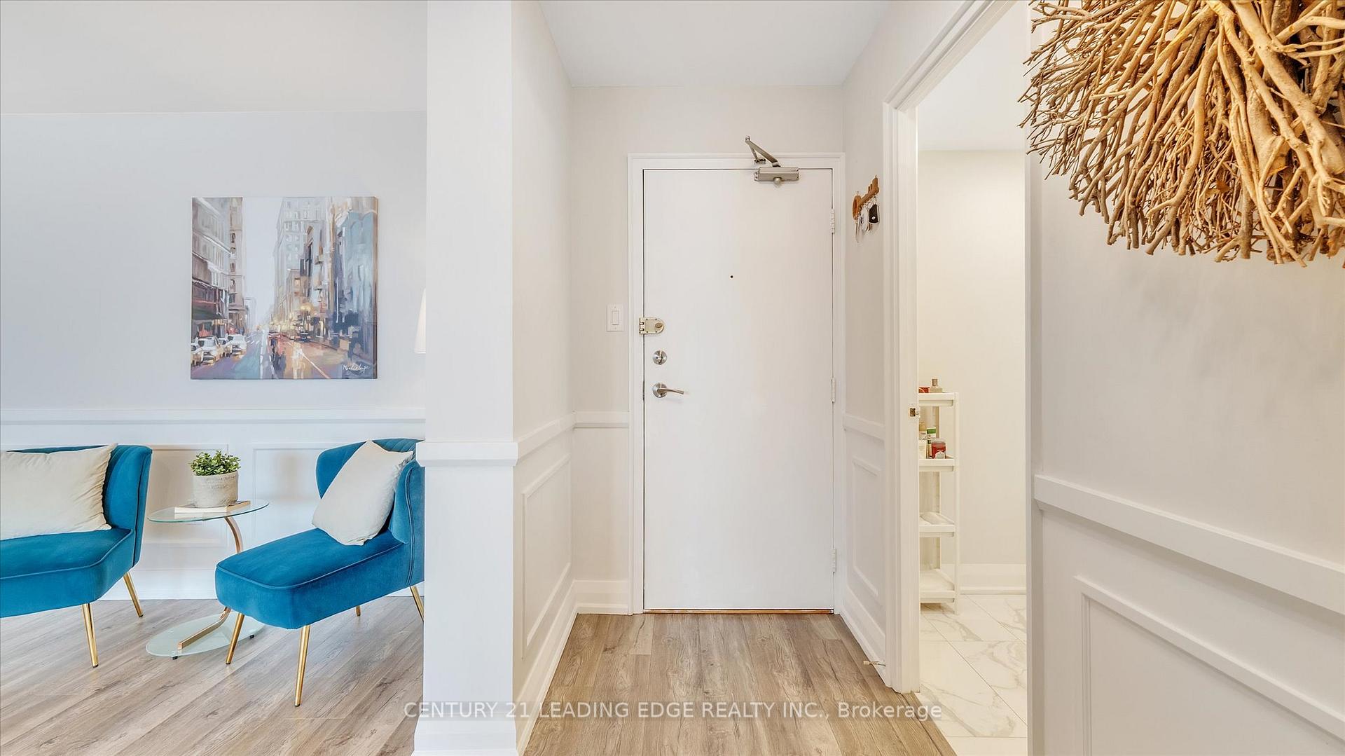 2 Bedrooms Condo at 80 Antibes, Toronto For sale