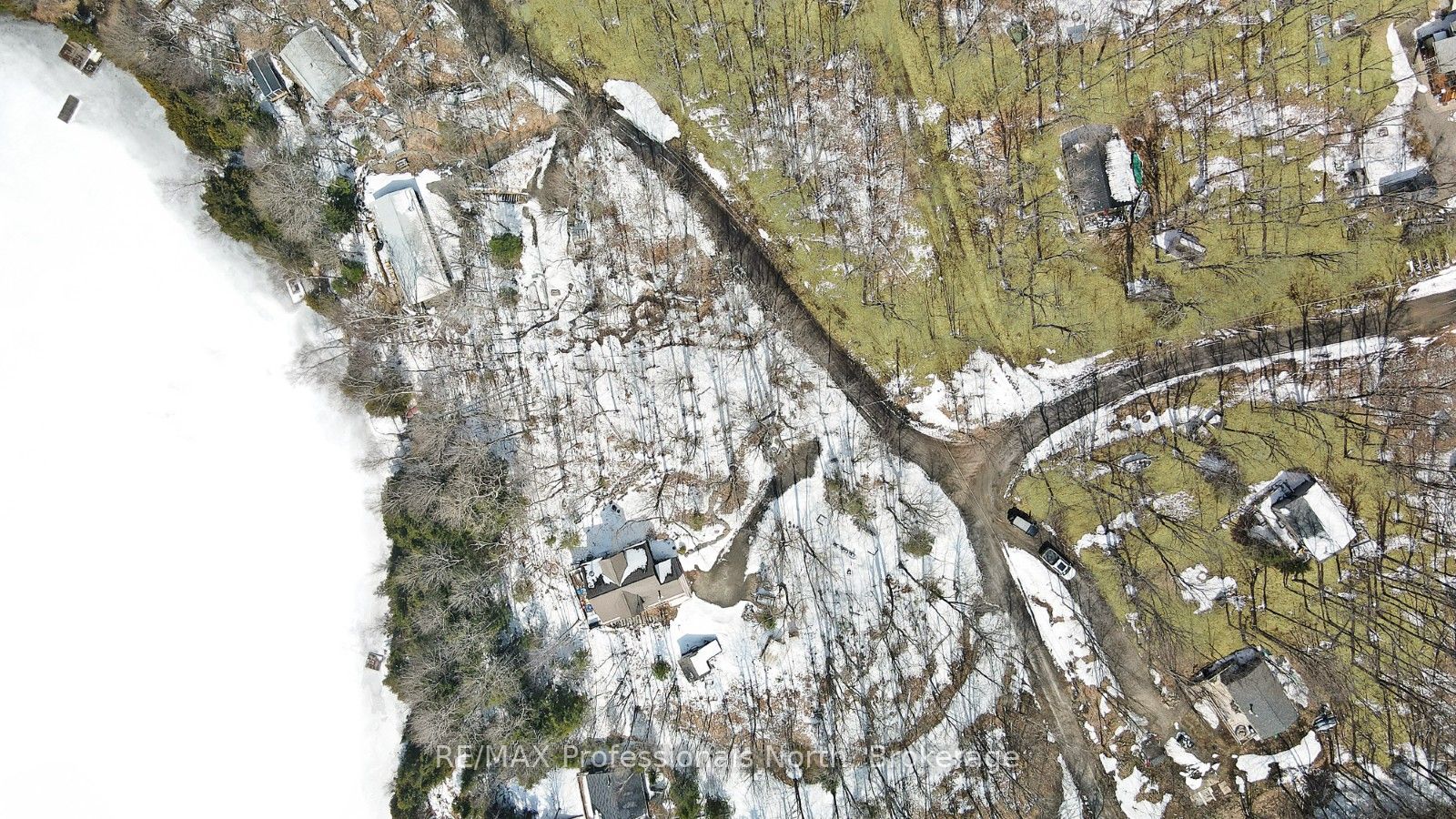 1025 Manitou Road, Dysart et al, ON K0M 1S0