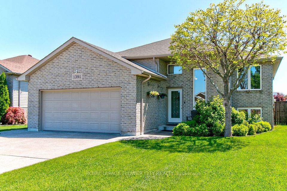 1391 Crosswinds
