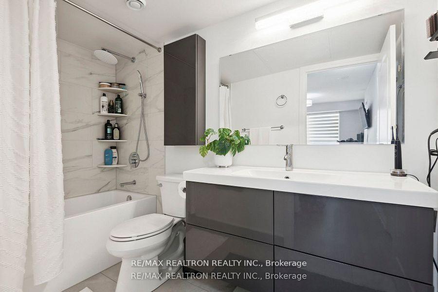 2 Bedrooms Condo at 1070 Sheppard, Toronto For sale