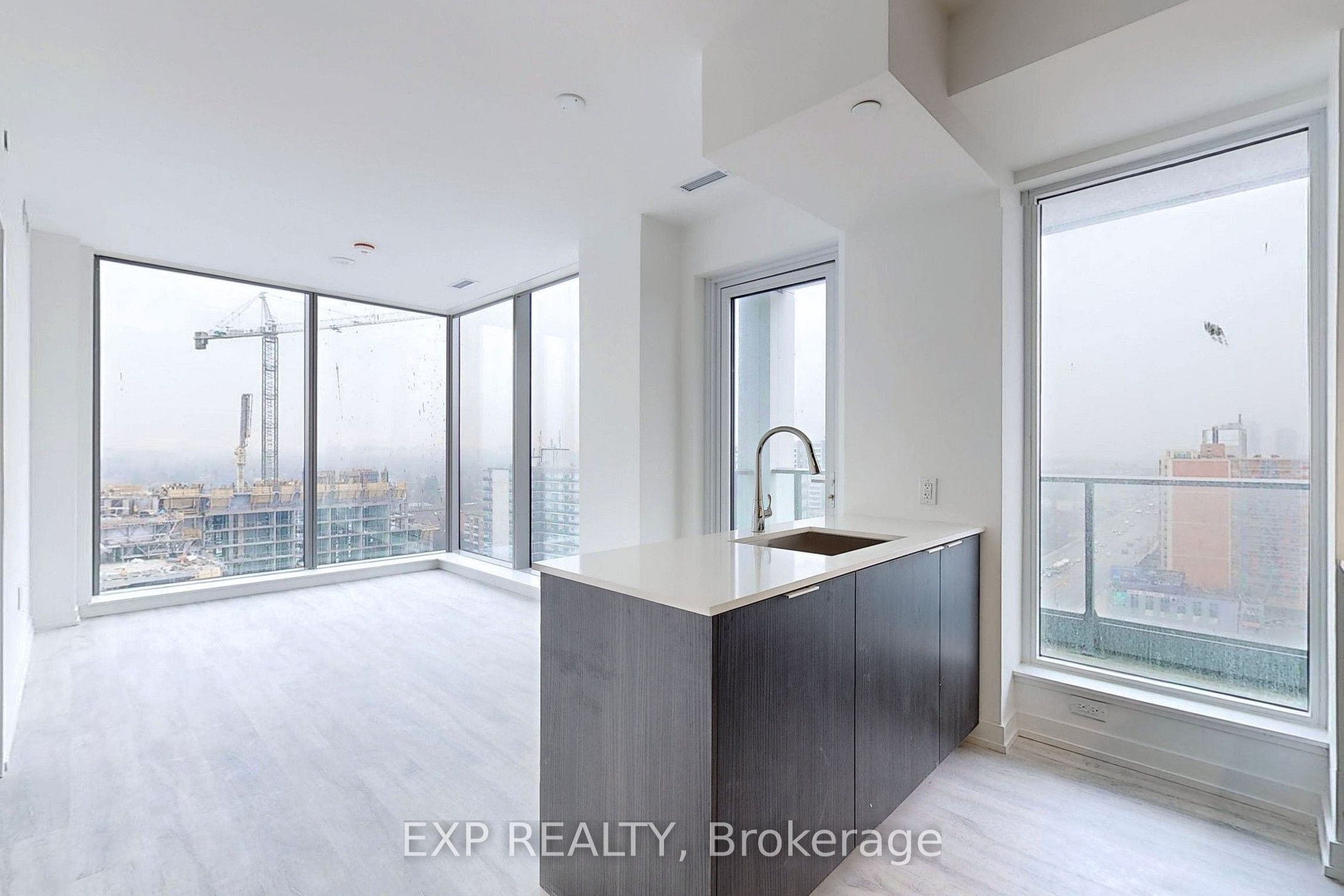 7 Golden Lion Hts Avenue, #1409