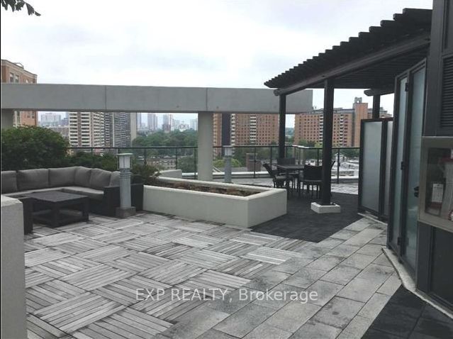 400 Adelaide Street E, ##702