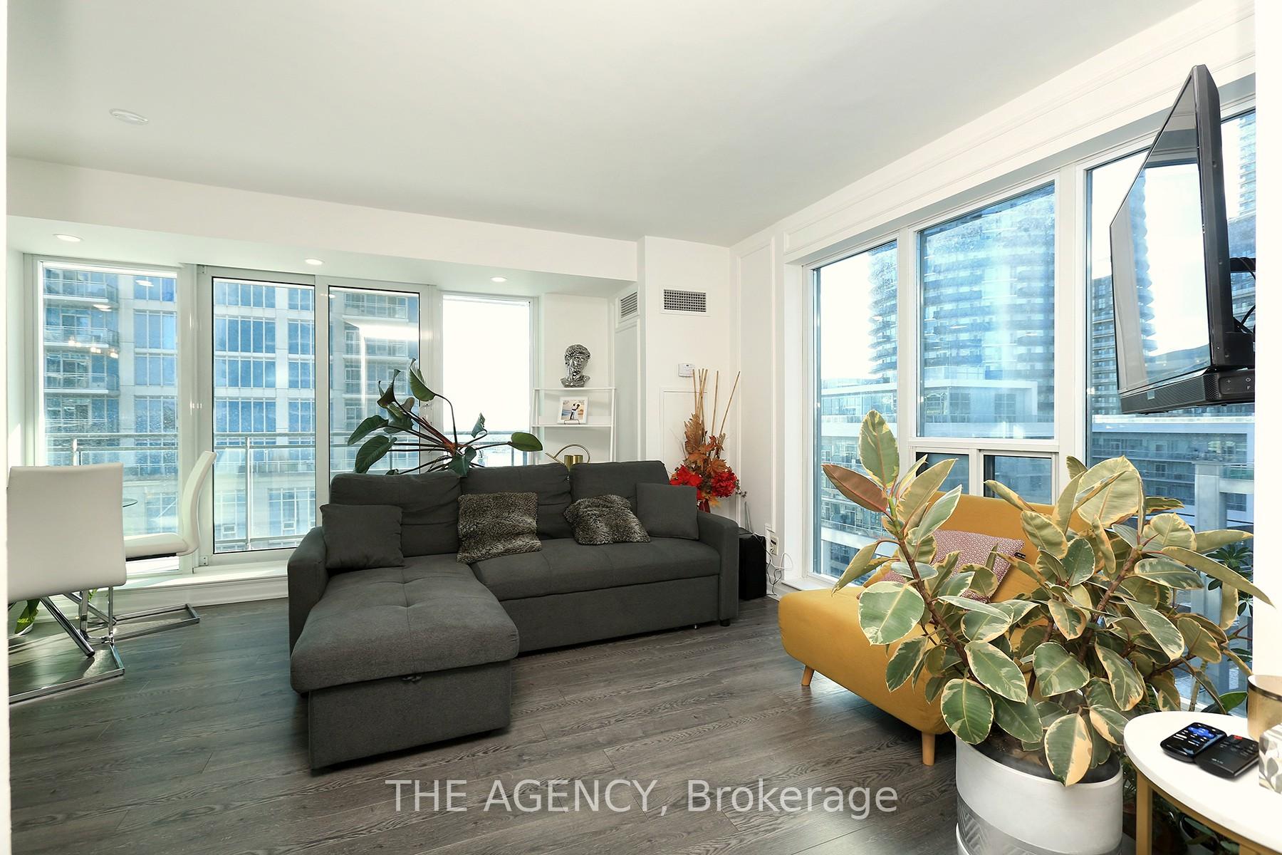 2 Bedrooms Condo at 2121 Lake Shore, Toronto For sale