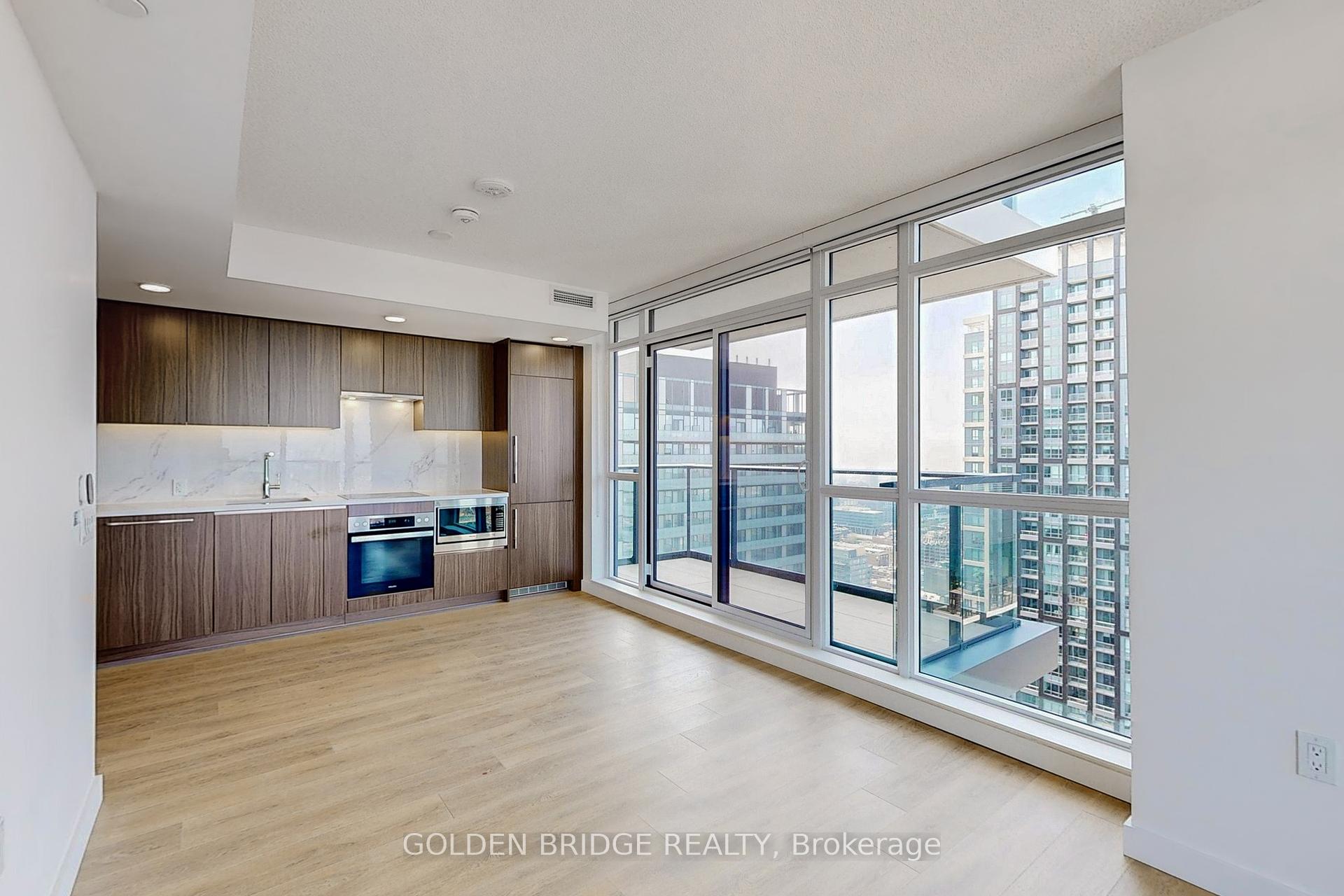 3 Bedrooms Condo at 38 Widmer, Toronto For sale