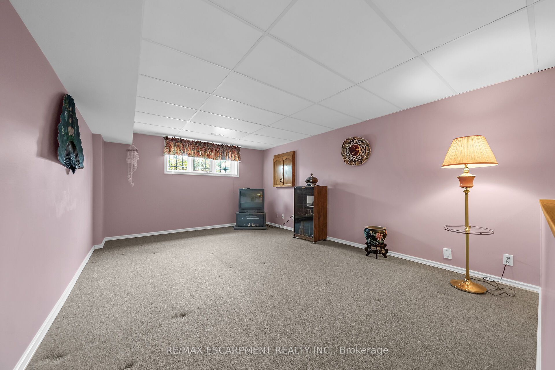 122 Fieldway Drive