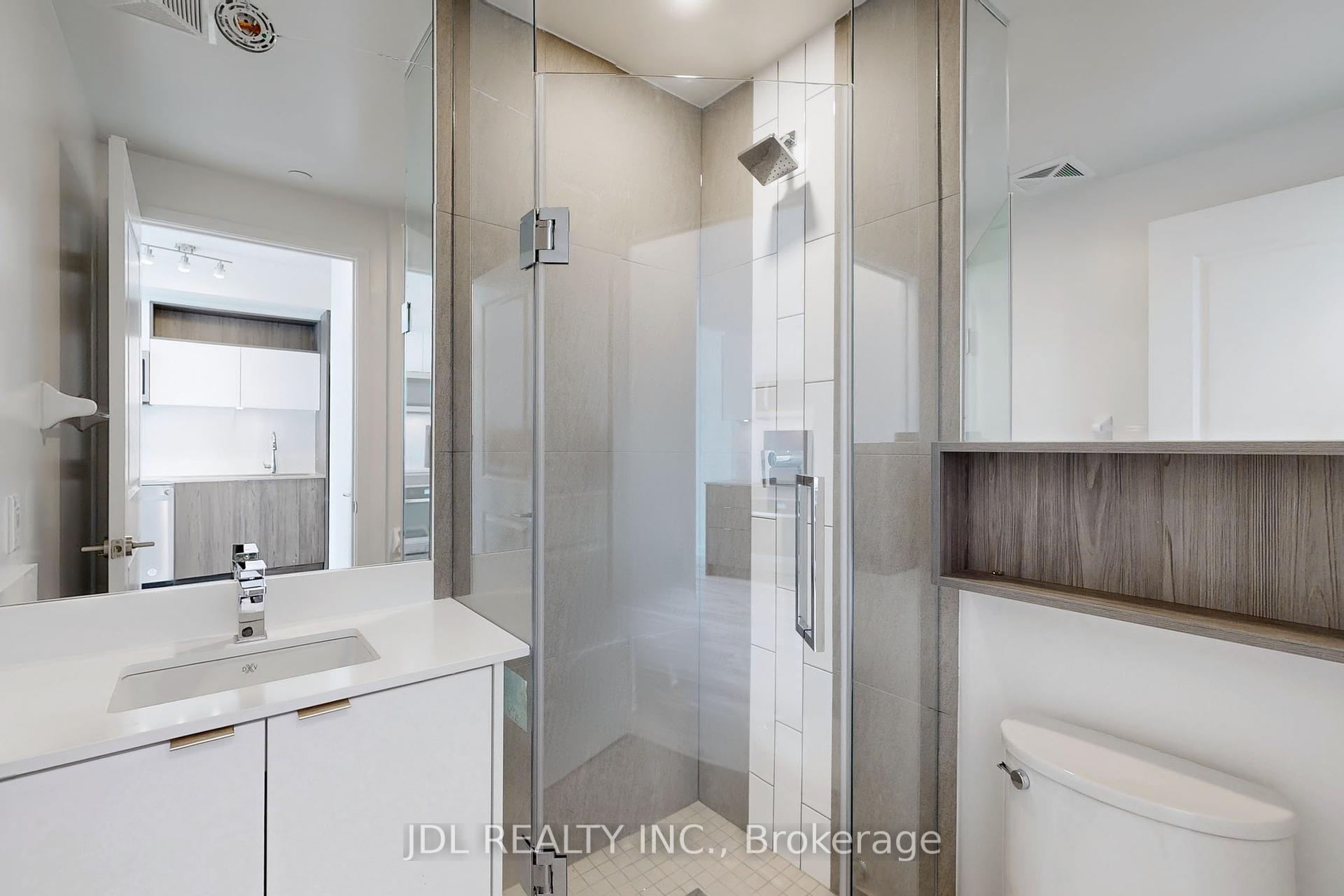 2 Bedrooms Condo at 100 Dalhousie, Toronto For sale