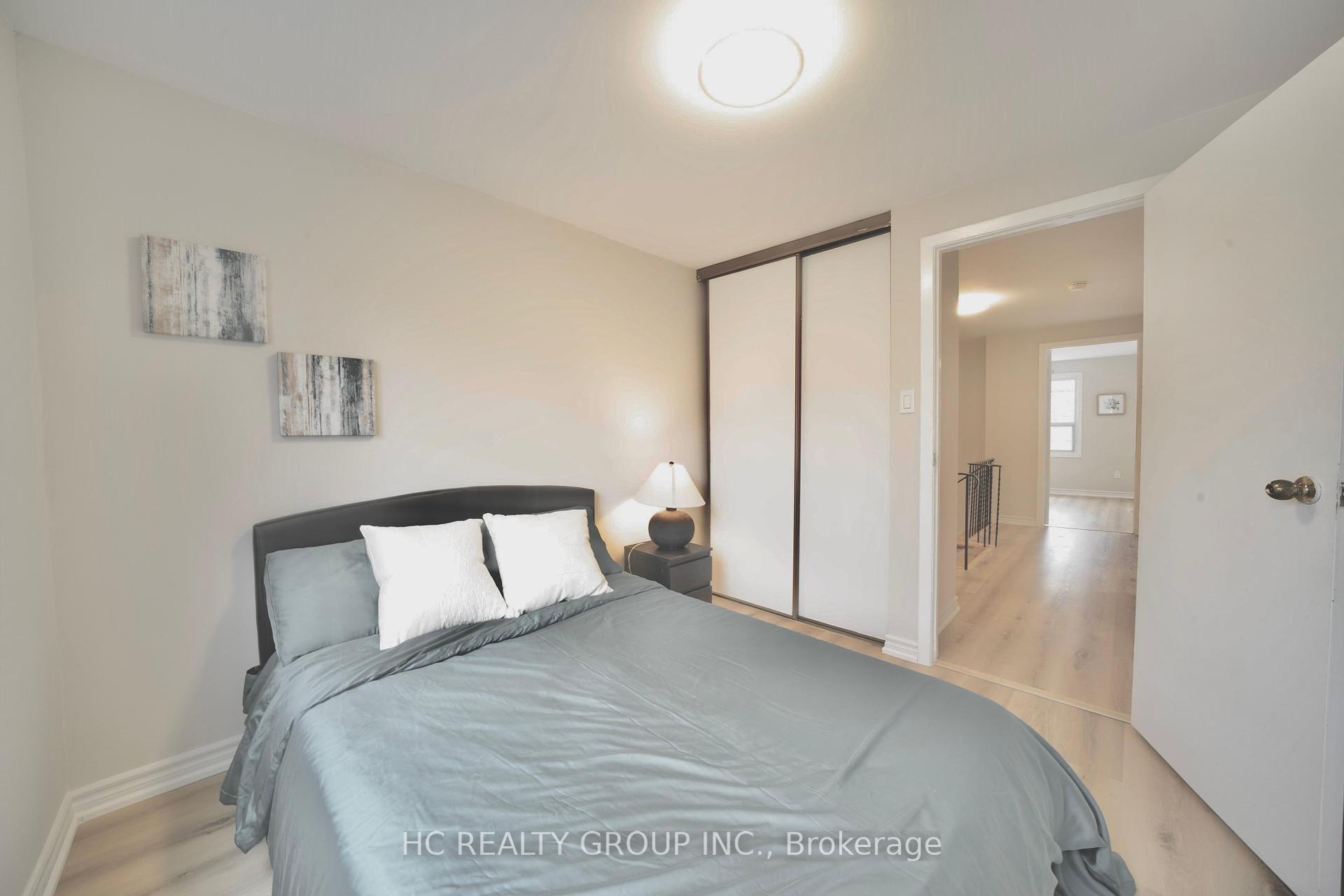 4 Bedrooms Condo at 201 Bridletowne,  Toronto For sale