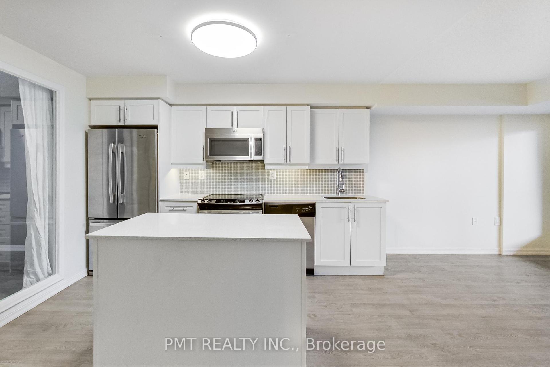 2 Bedrooms Condo at 125 Western Battery, Toronto For sale