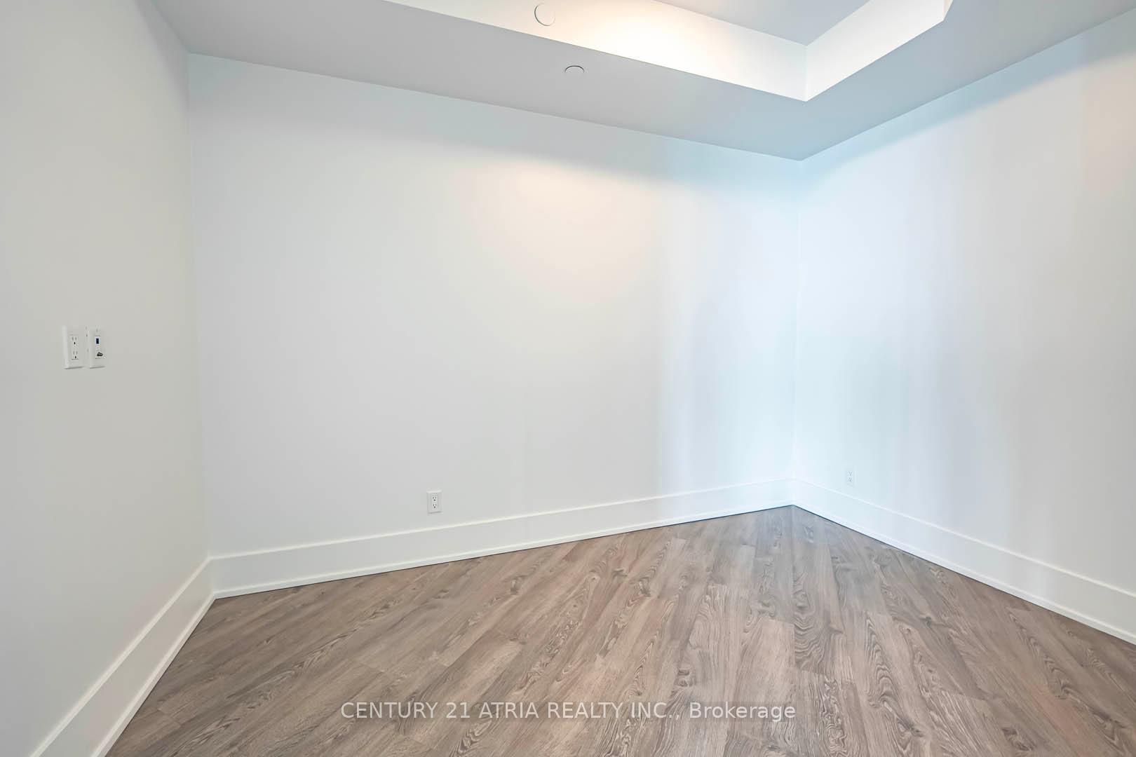 2 Bedrooms Condo at 1 Edgewater, Toronto For sale