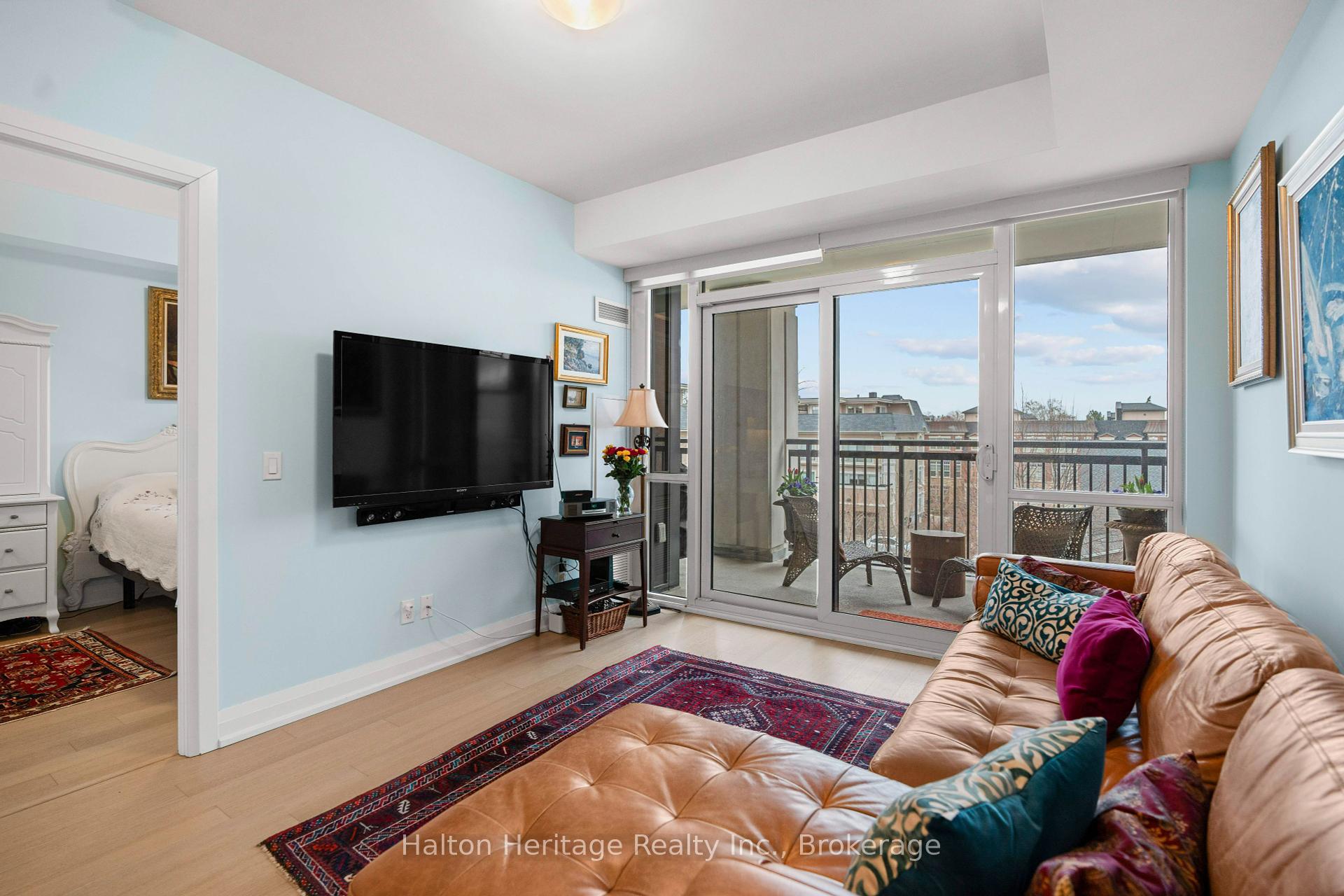1 Bedroom Condo at 2025 Maria, Burlington For sale