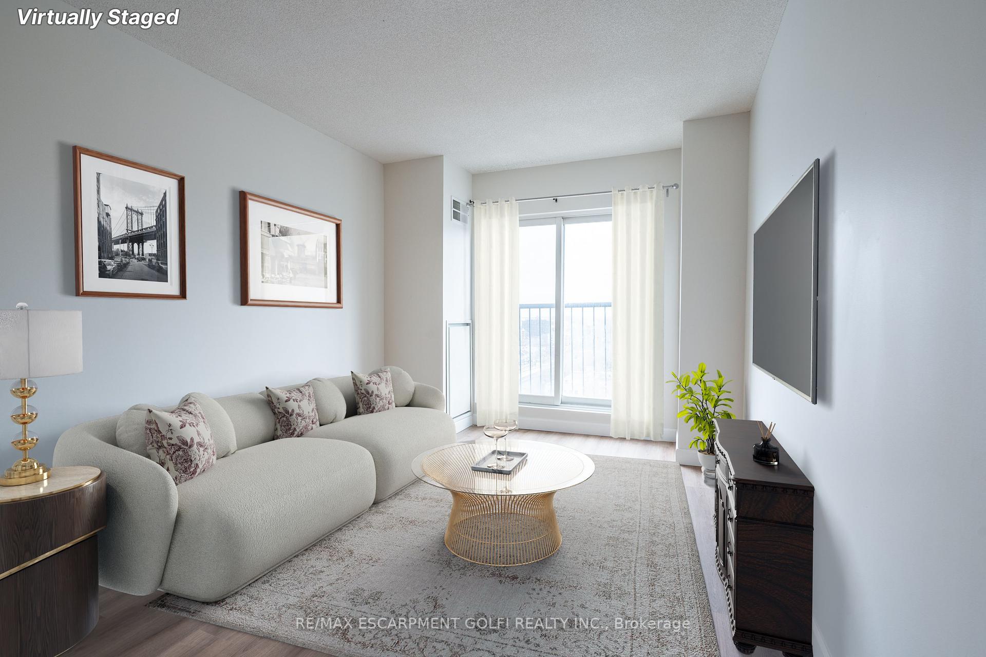 2 Bedrooms Condo at 135 James, Hamilton For sale