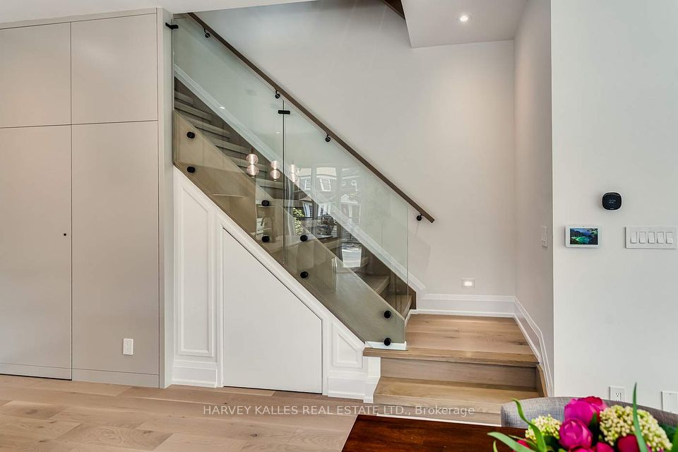 372 Briar Hill Avenue