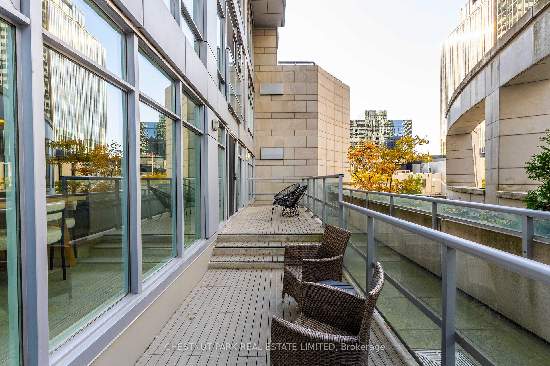 2 Bedrooms Condo at 2181 Yonge, Toronto For sale