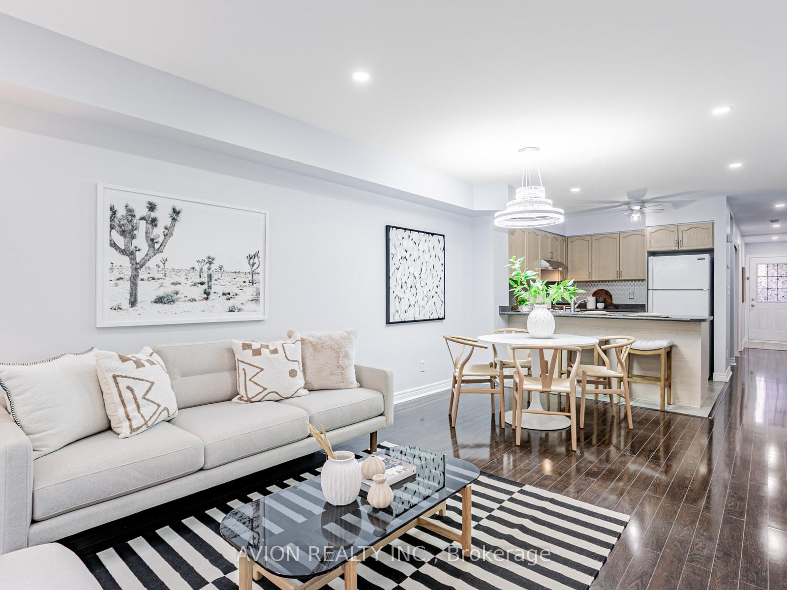 3 Bedrooms Condo at 45 Cedarcroft, Toronto For sale