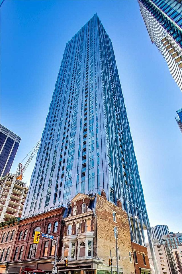 1 Yorkville
