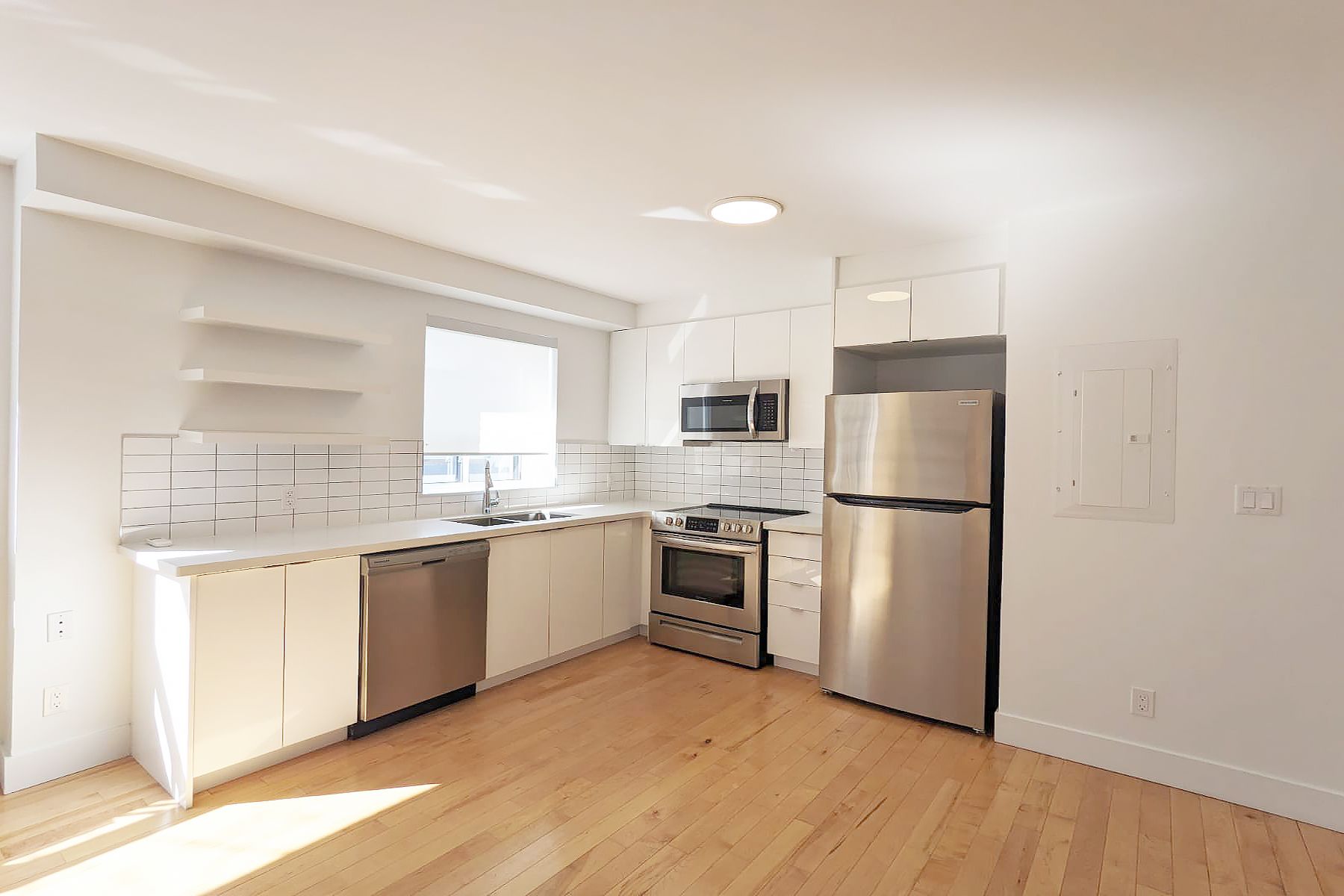2901 St Clair Avenue E 10