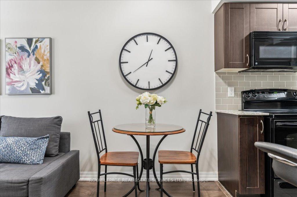 1 Bedroom Condo at 1940 Ironstone, Burlington For sale