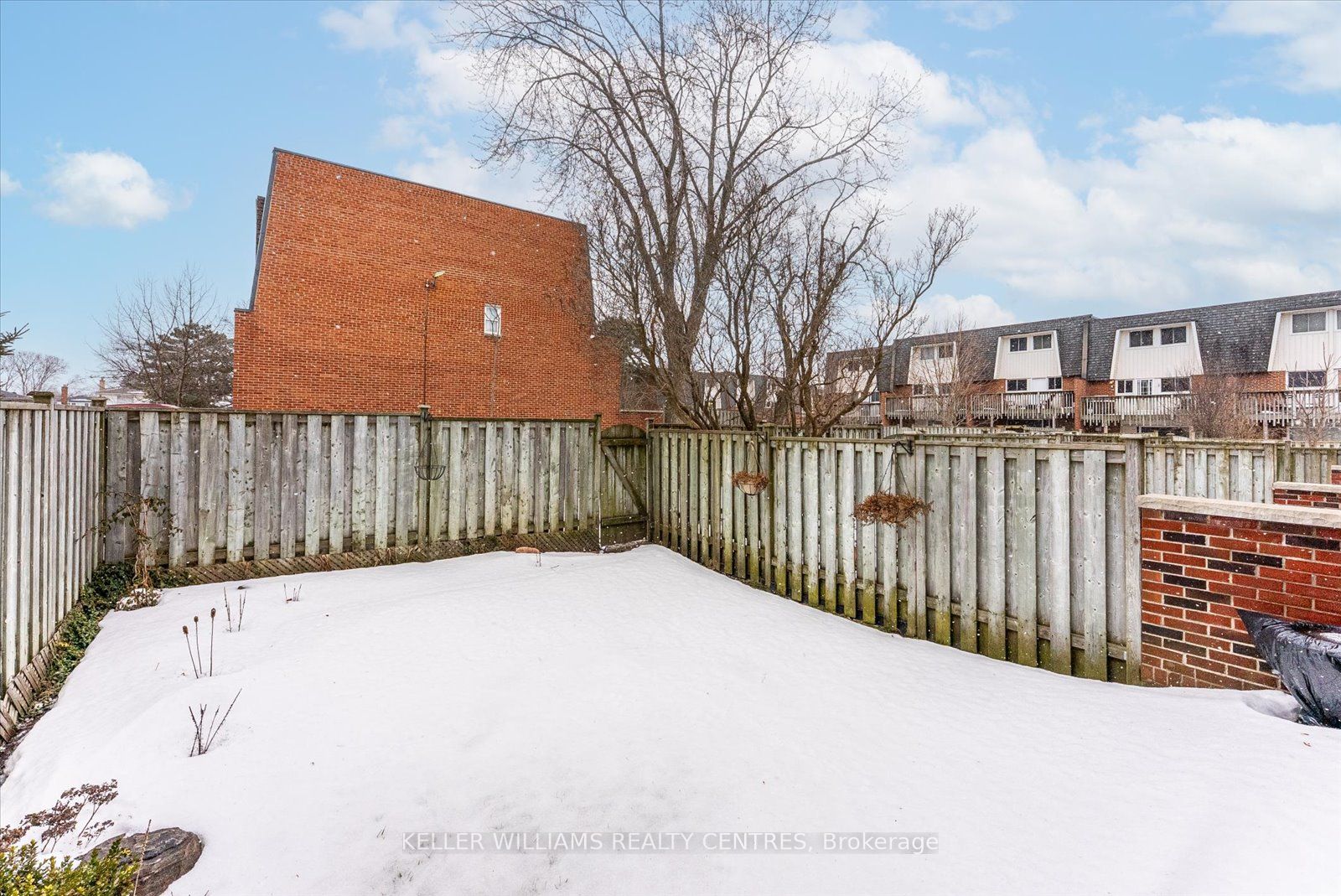 85 Deacon Lane, #85