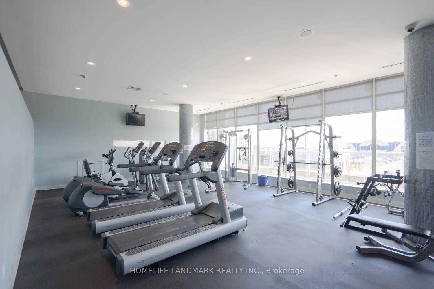 2 Bedrooms Condo at 1050 The Queensway, Toronto For sale