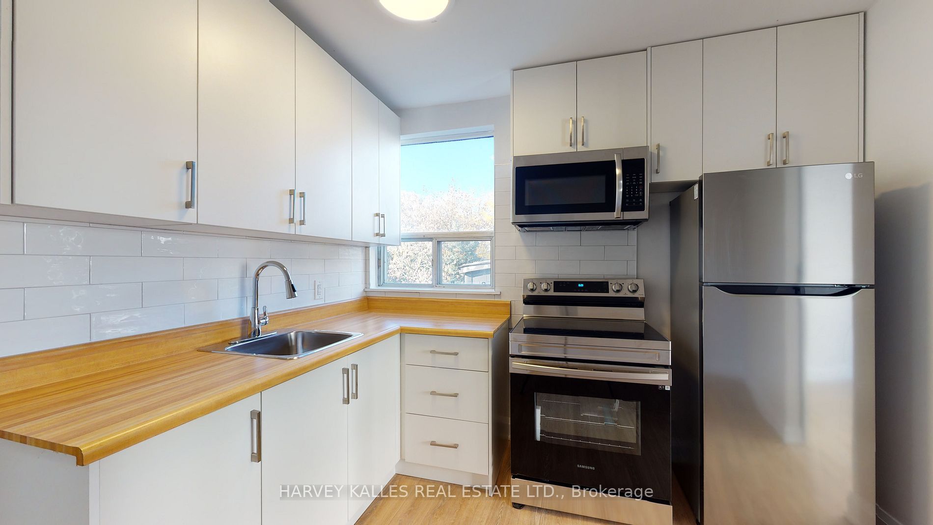 399 Dupont Street 102