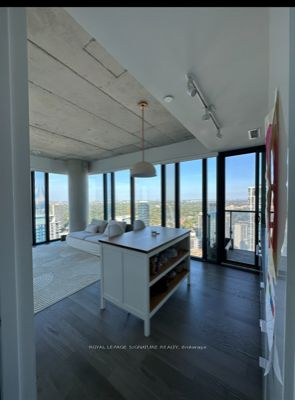 161 Roehampton Avenue, #4103