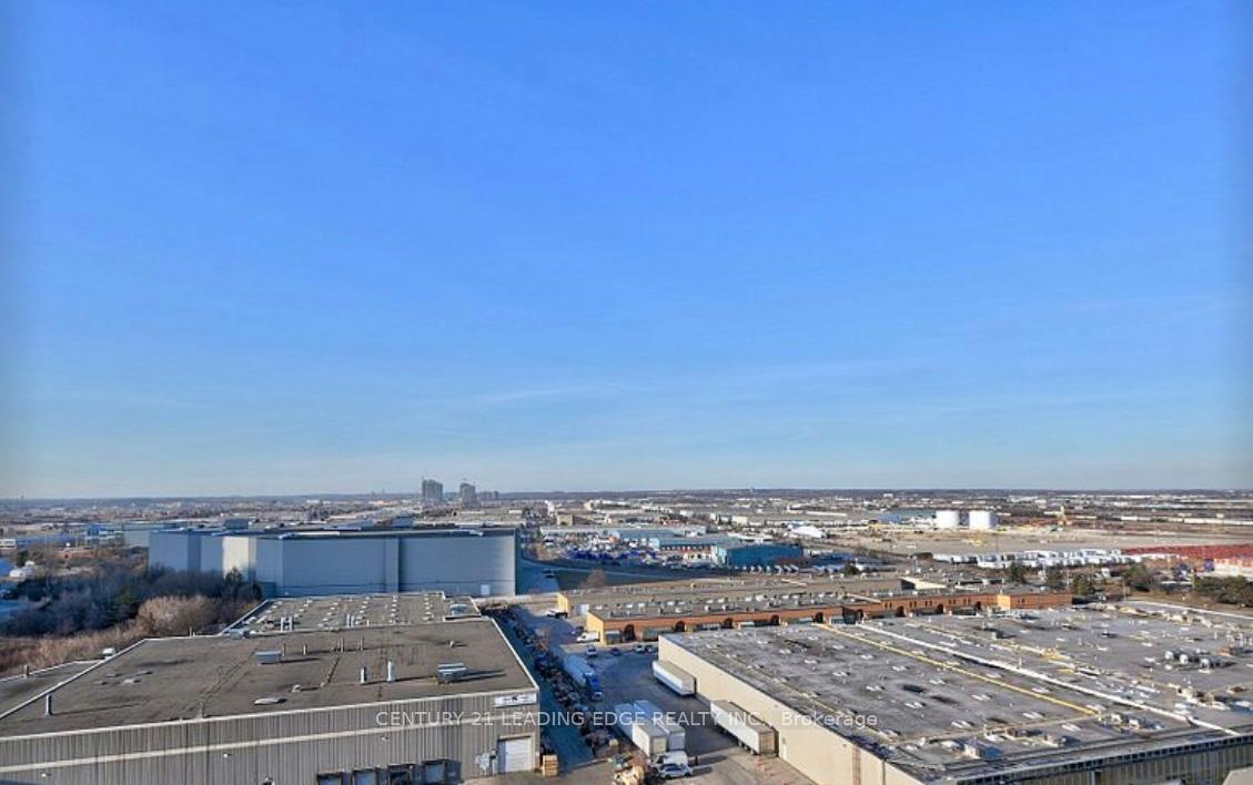 2 Bedrooms Condo at 2908 Hwy 7, Vaughan For sale