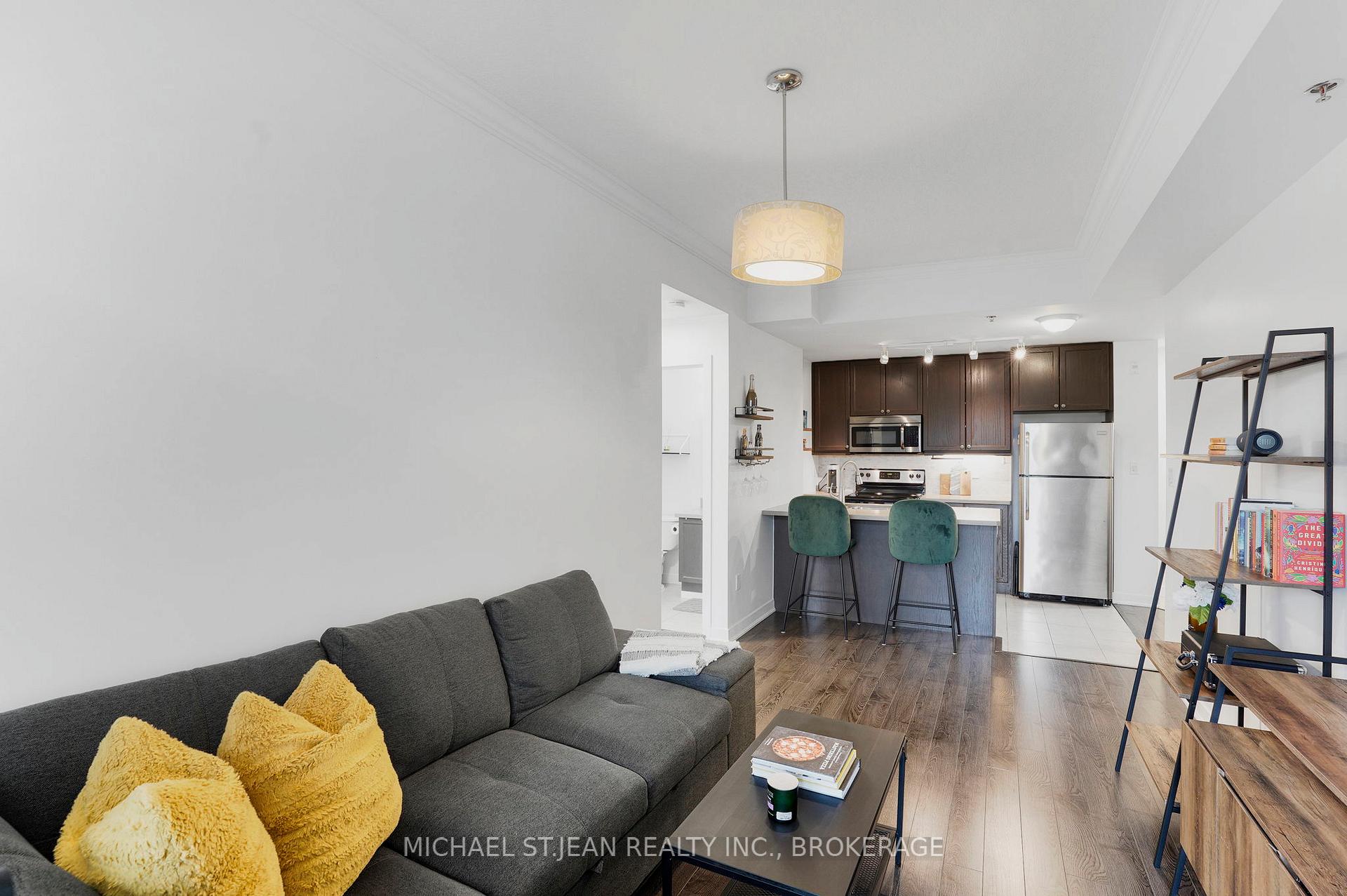 1 Bedroom Condo at 90 Charlton, Hamilton For sale