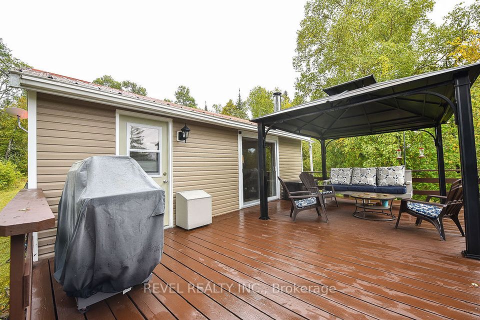 Lot 15 Bay
