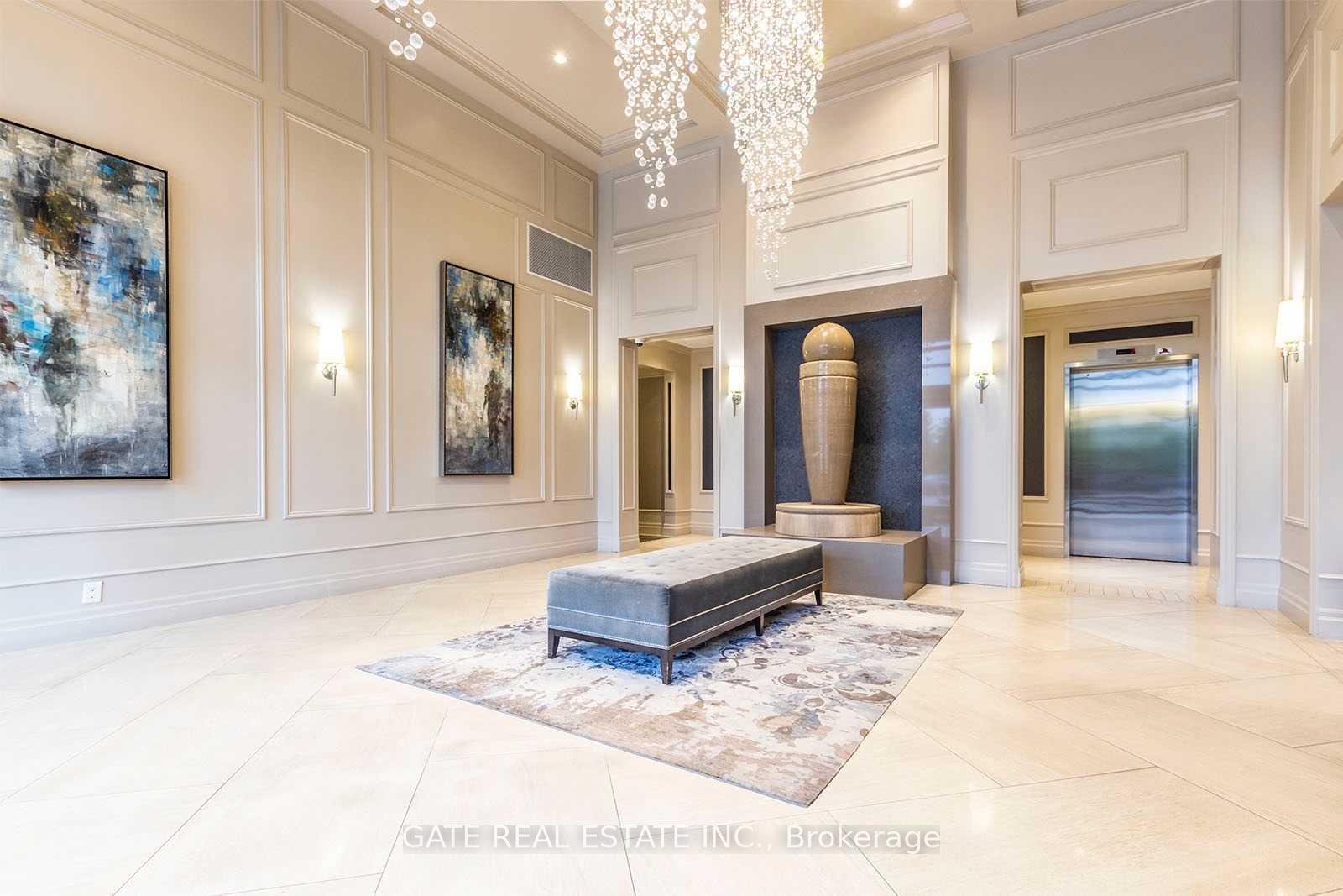 2 Bedrooms Condo at 38 Fontenay, Toronto For sale