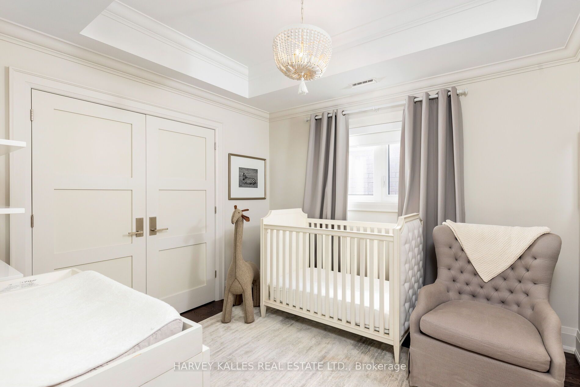 72B Renfield Street W